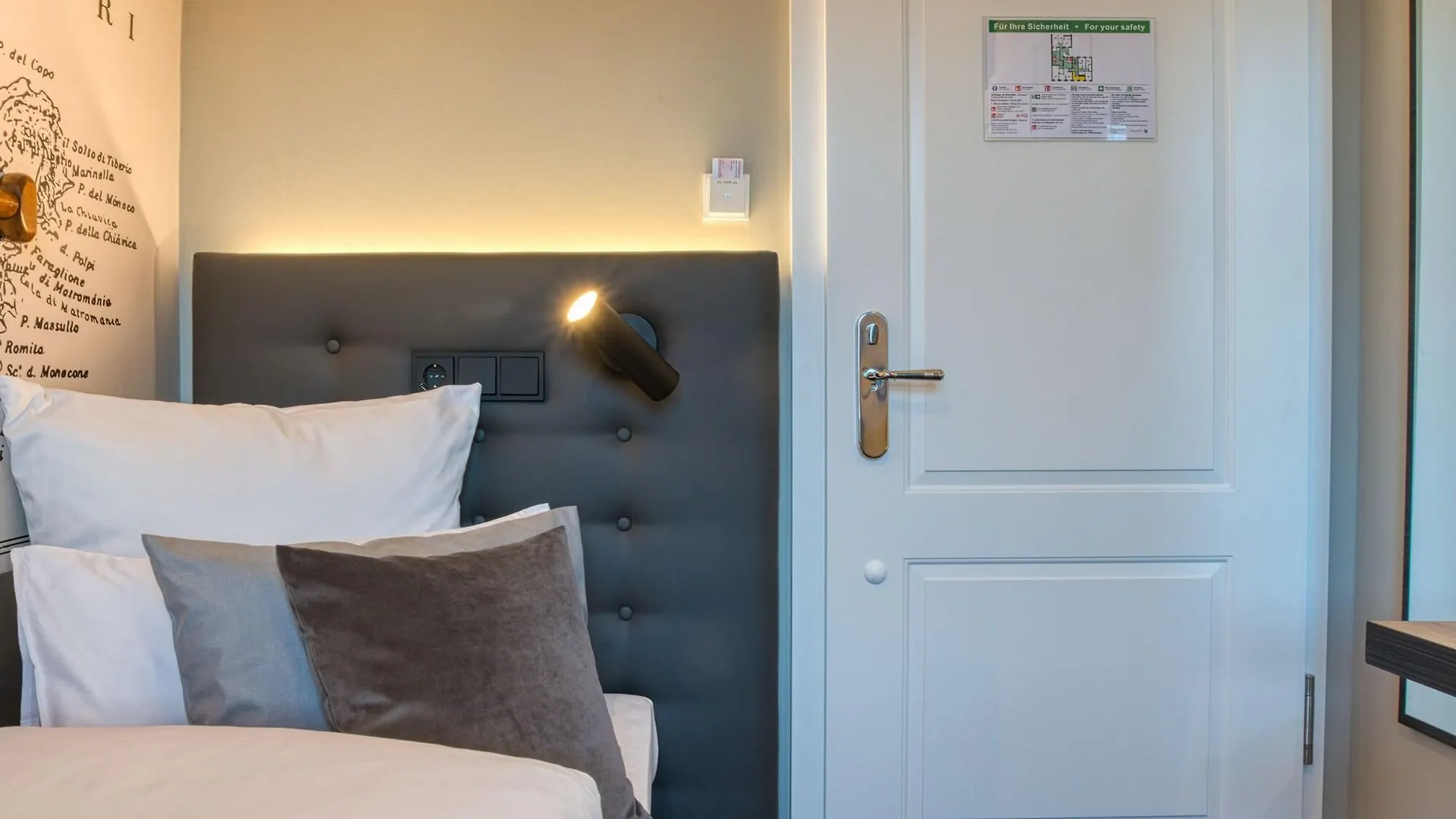 Boutique 53 & 56 Hamburg City, Trademark Collection By Wyndham Hotel