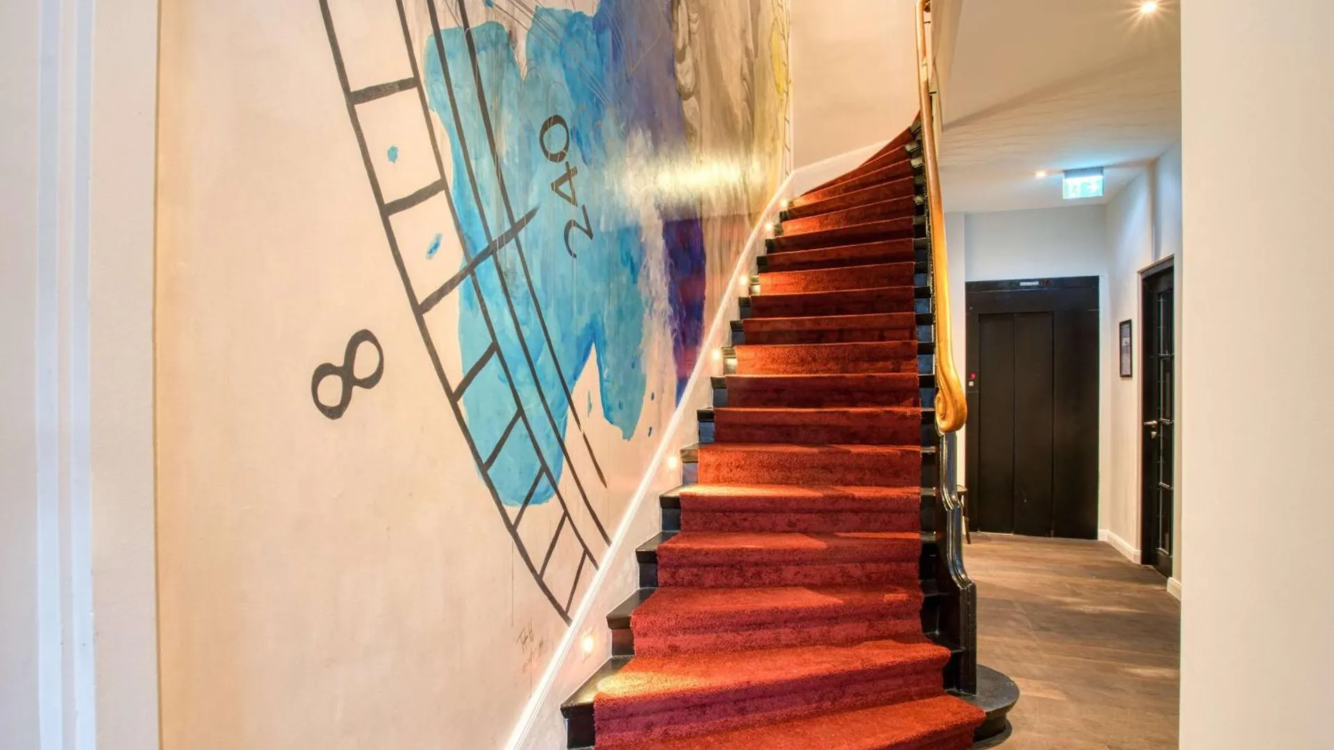 Boutique 53 & 56 Hamburg City, Trademark Collection By Wyndham 3*,
